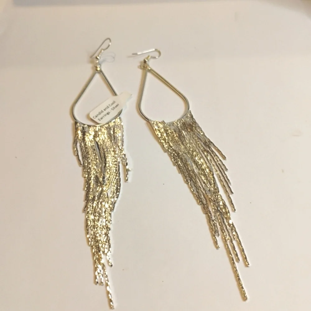 NWT 7‎ Charming Sisters Gold 